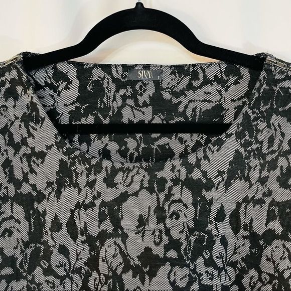 Siva Seventy Deluxe gray and black long sleeve top - Picture 3 of 12
